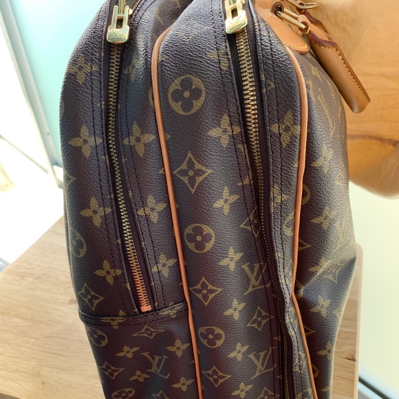 Louis Vuitton Monogram Alize Hueres - Picture 3 of 12